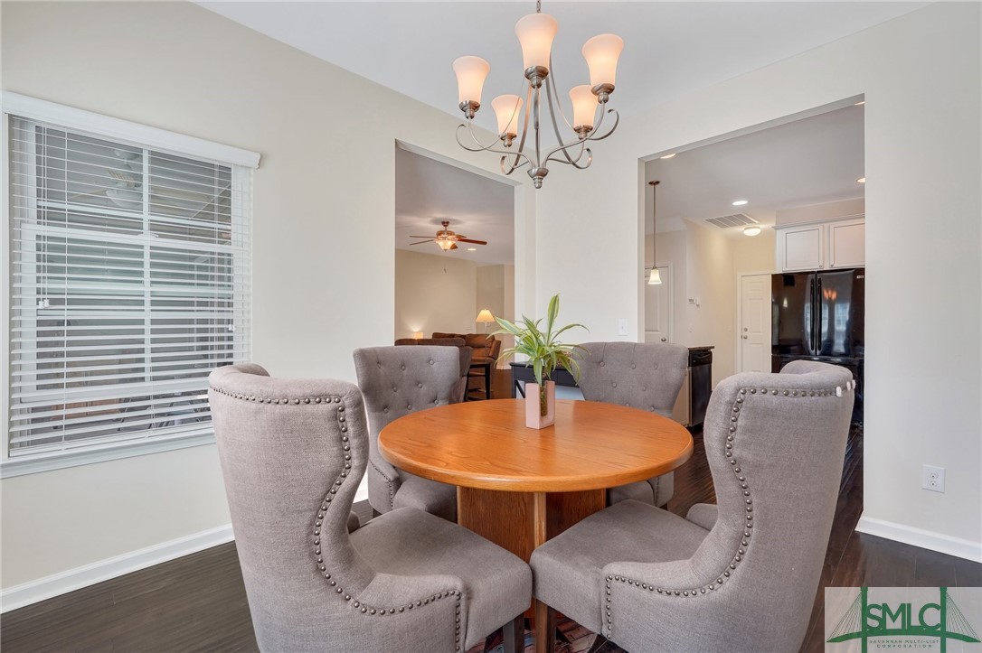 12 Shelby Road Savannah, GA 31405 - Photo 13 of 40 Dining room
