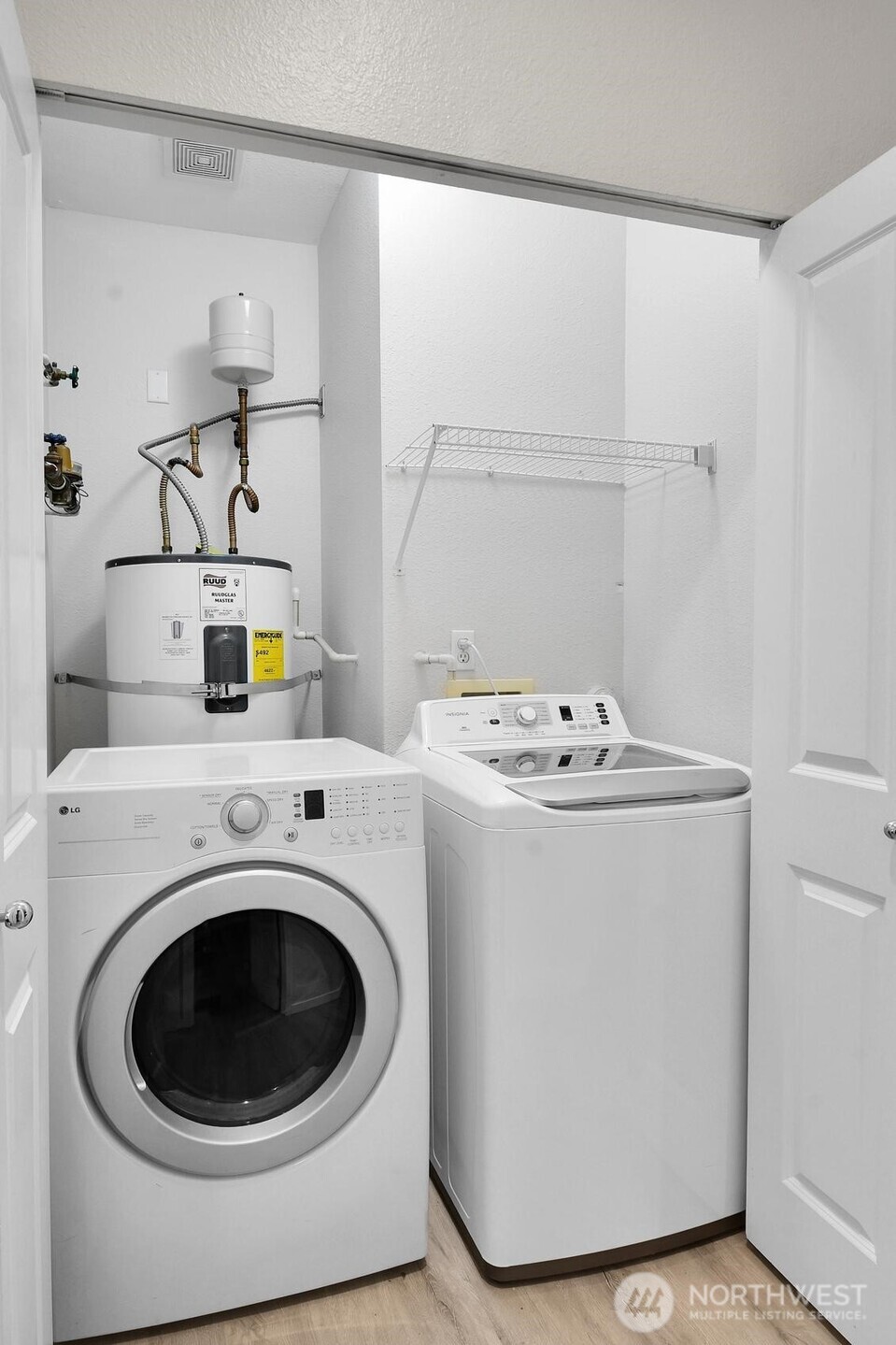 1500 South 18th Street, Unit J102 Renton, WA 98055 - Photo 17 of 20 Gallery Image 17