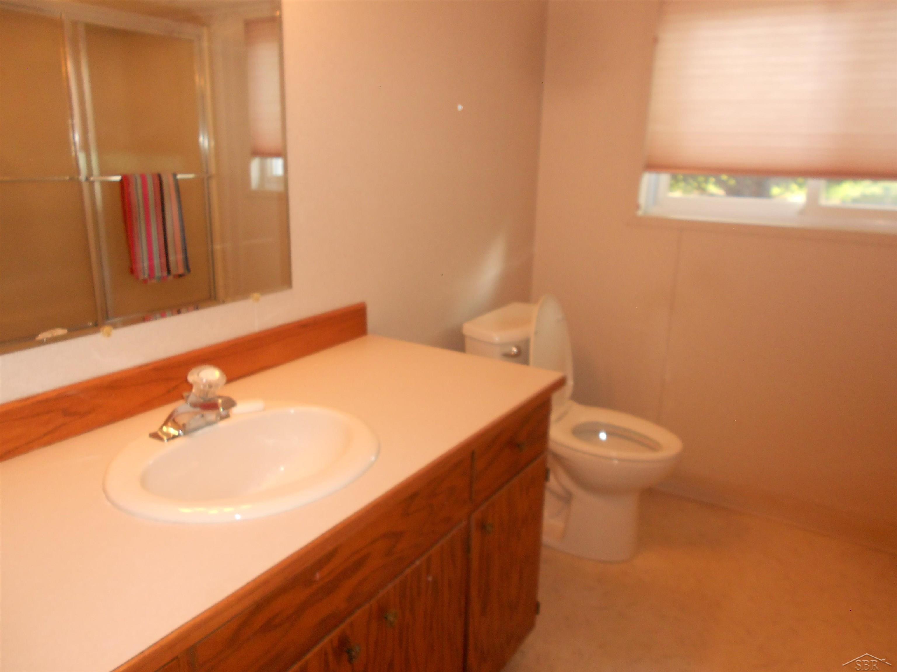 6825 Midland Road Freeland, MI 48623 - Photo 18 of 30 50114240-17.JPG