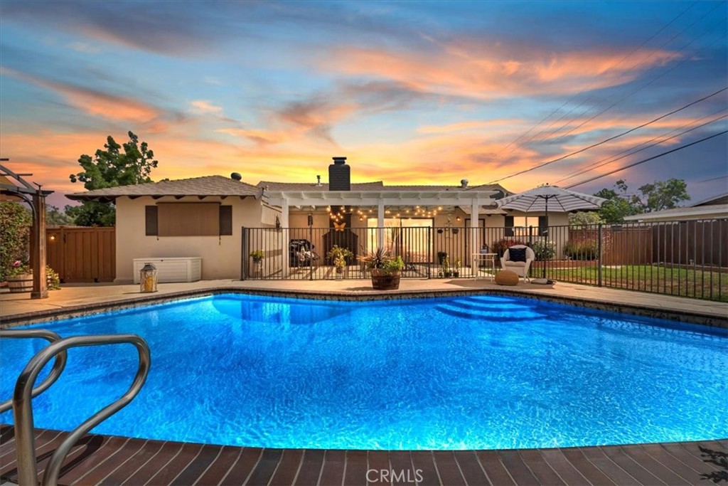 Virtually Enhanced Pool & Spa

Spa