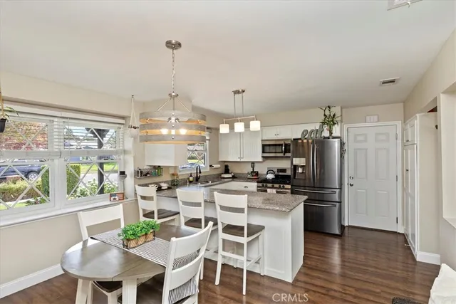 $719,900 | 5015 Treehill Place, Riverside, CA 92507