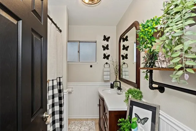 $719,900 | 5015 Treehill Place, Riverside, CA 92507