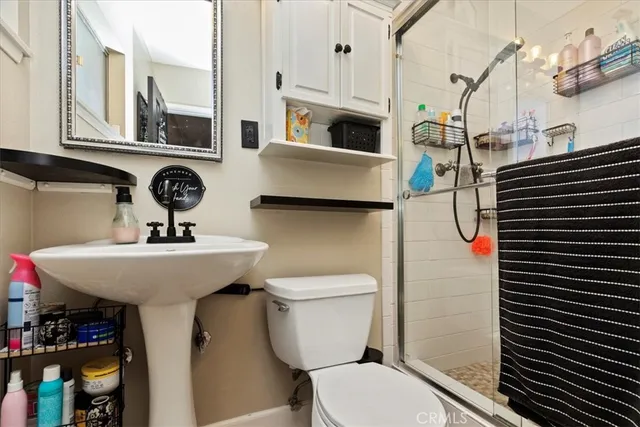 $719,900 | 5015 Treehill Place, Riverside, CA 92507