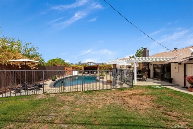 $719,900 | 5015 Treehill Place, Riverside, CA 92507