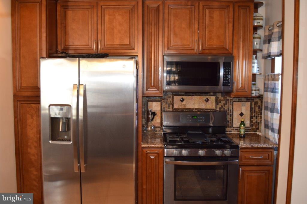539 Arbor Road Yeadon, PA 19050 - Photo 15 of 46