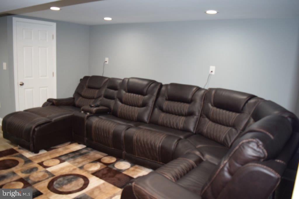 539 Arbor Road Yeadon, PA 19050 - Photo 26 of 46