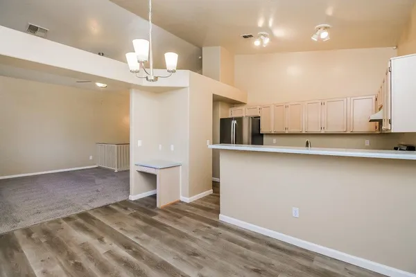 $2,875 | 4649 East Towne Lane, Gilbert, AZ 85234