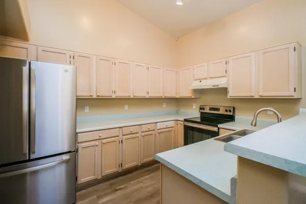 $2,875 | 4649 East Towne Lane, Gilbert, AZ 85234