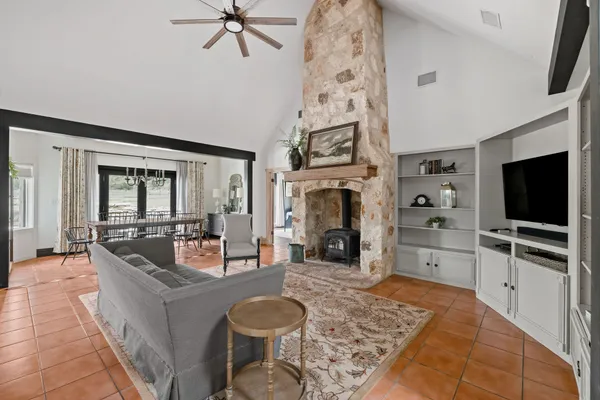 $4,800 | 5214 A Little Creek Trail, Spicewood, TX 78669