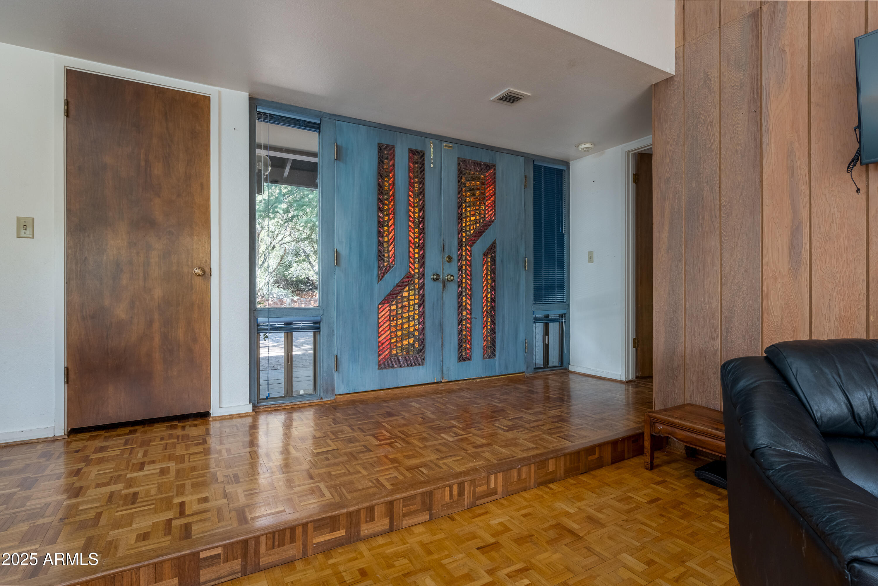 451 Brewer Road Sedona, AZ 86336 - Photo 25 of 78 Foyer with Custom Doors