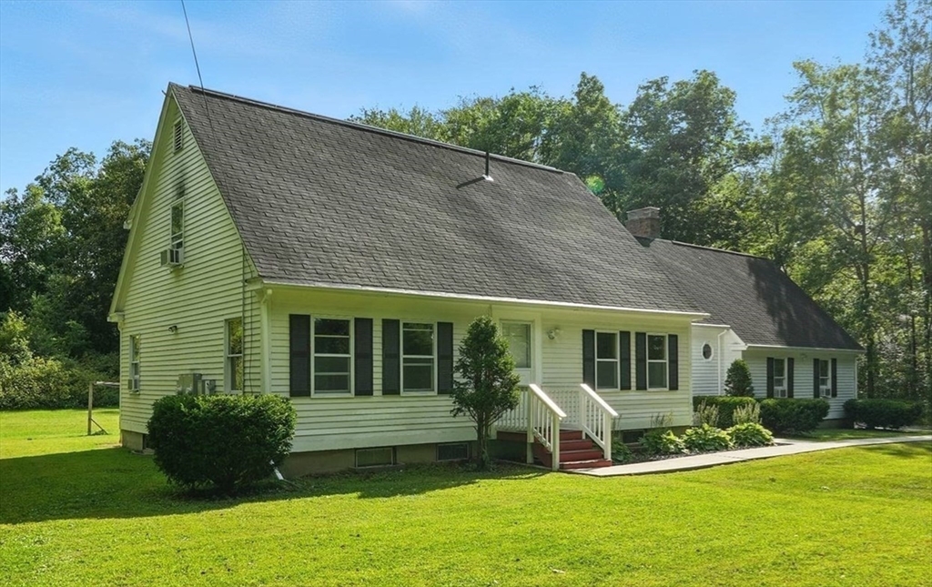 178 West Pomeroy Lane Amherst, MA 01002 - Photo 1 of 38