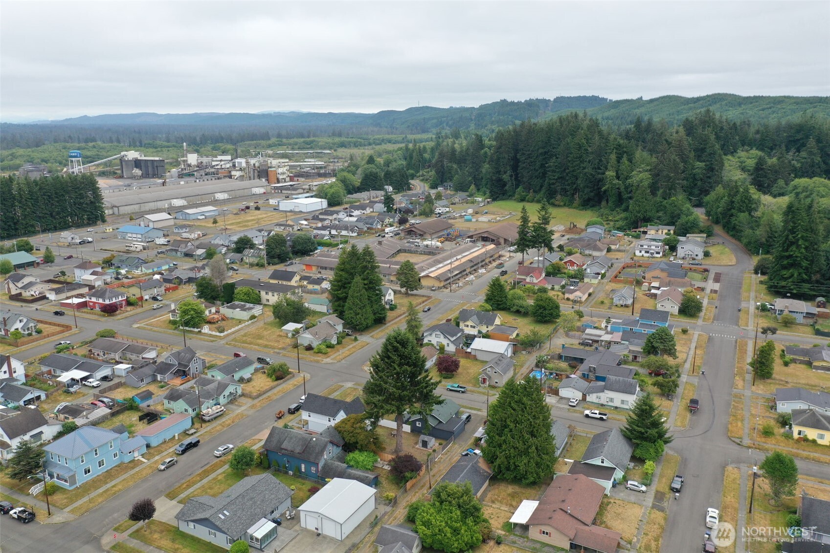 1224 4th Street Cosmopolis, WA 98537 - Photo 24 of 25 an aerial view of multiple house