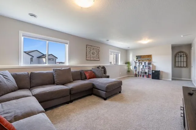 $395,000 | 729 Tall Grass Lane, Wanamingo, MN 55983