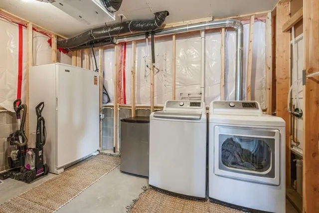 $395,000 | 729 Tall Grass Lane, Wanamingo, MN 55983