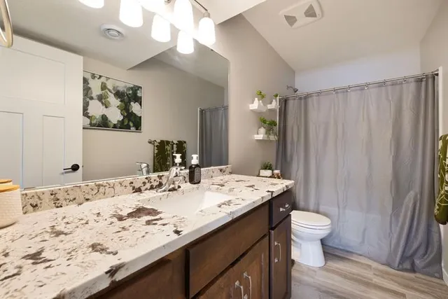 $395,000 | 729 Tall Grass Lane, Wanamingo, MN 55983