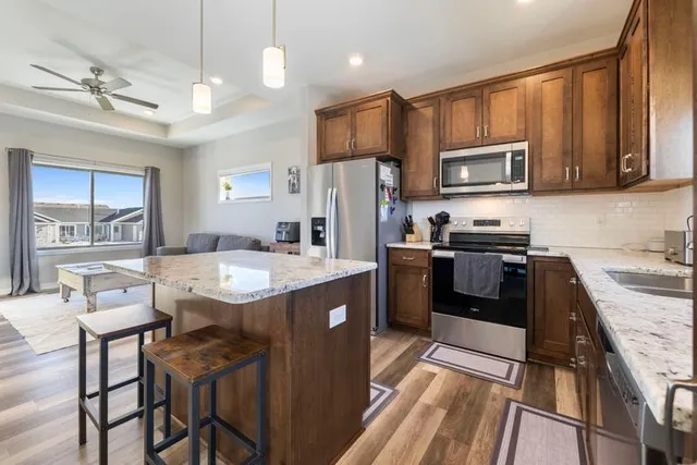 $395,000 | 729 Tall Grass Lane, Wanamingo, MN 55983