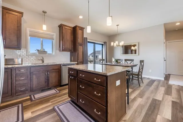 $395,000 | 729 Tall Grass Lane, Wanamingo, MN 55983