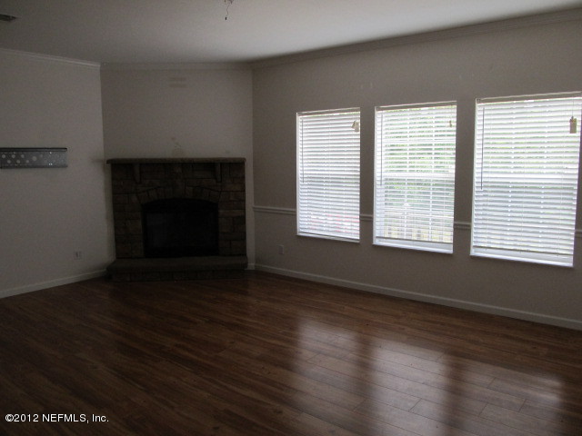 1690 Borrow Pit Road St. Johns, FL 32259 - Photo 3 of 19 Family Room