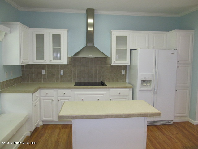 1690 Borrow Pit Road St. Johns, FL 32259 - Photo 4 of 19 Kitchen