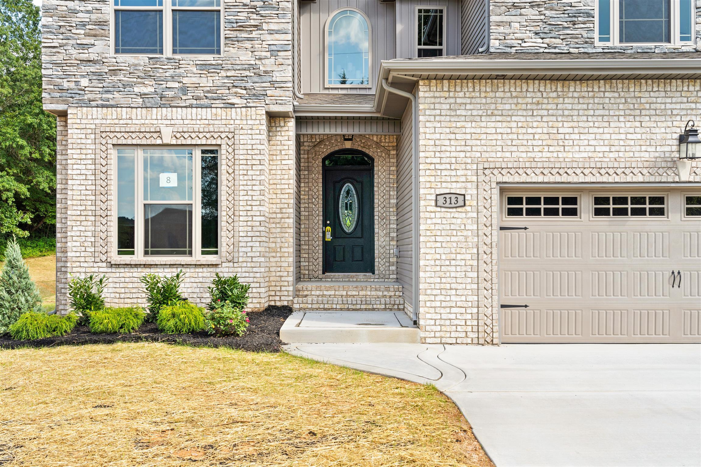 8 Rocky Ford Road Clarksville, TN 37040 - Photo 2 of 30 Gallery Image 2