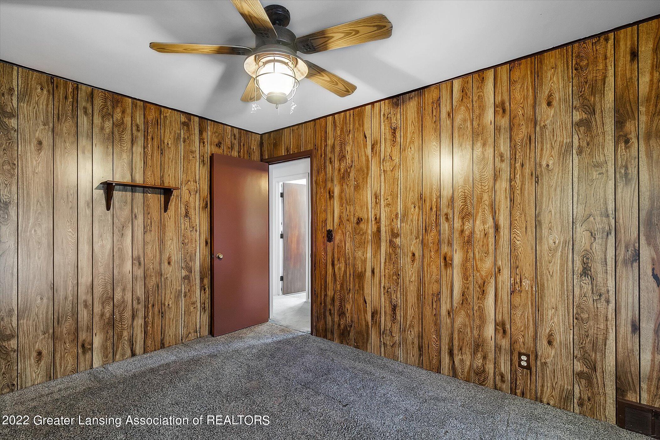 1114 Gould Road Lansing, MI 48917 - Photo 18 of 32 18-1114-Gould-Rd-WindowStill-Real-Estate