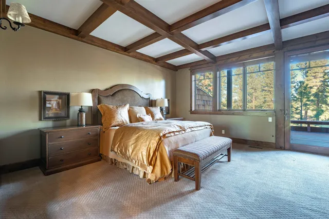 $1,600,000 | 12498 Villa Court, Unit 11, Truckee, CA 96161