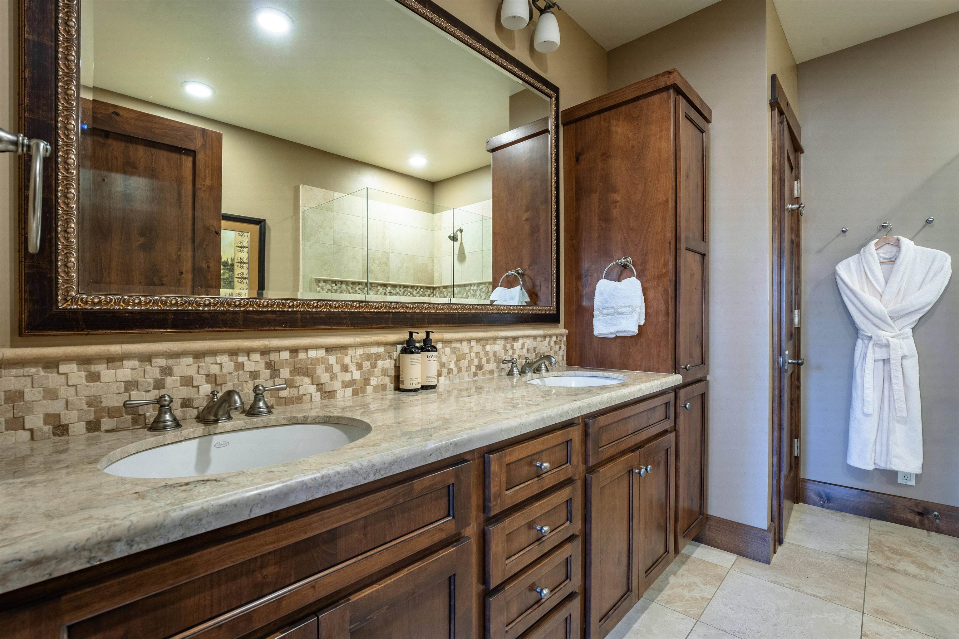 12498 Villa Court, Unit 11 Truckee, CA 96161 - Photo 14 of 28