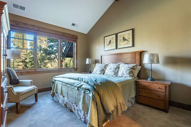 $1,600,000 | 12498 Villa Court, Unit 11, Truckee, CA 96161