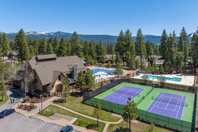 $1,600,000 | 12498 Villa Court, Unit 11, Truckee, CA 96161