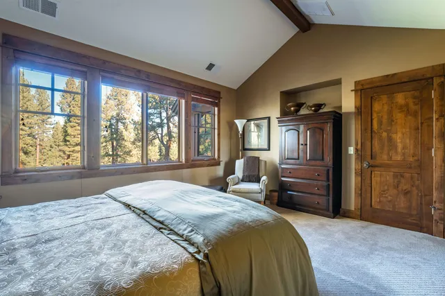 $1,600,000 | 12498 Villa Court, Unit 11, Truckee, CA 96161