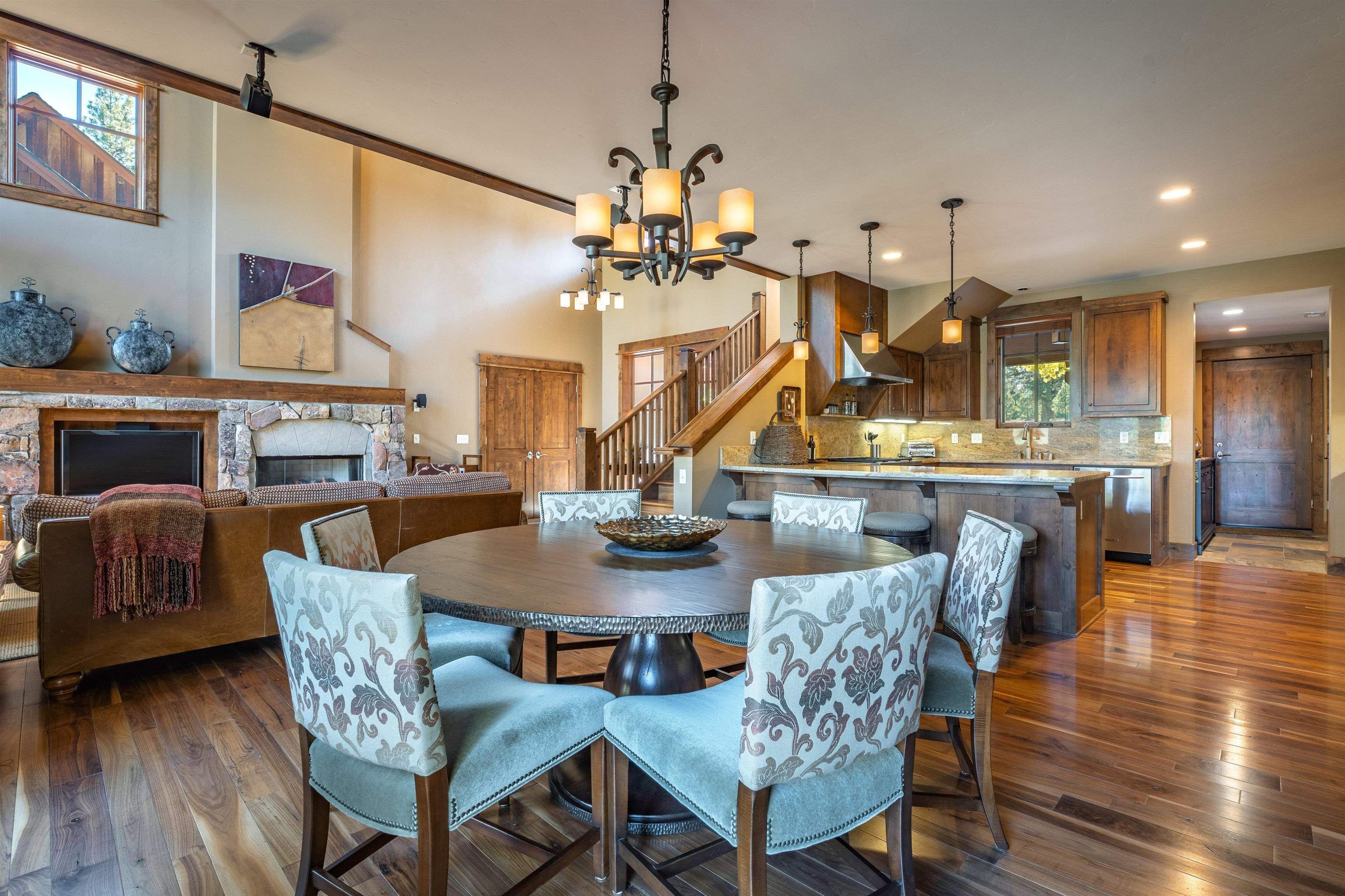 12498 Villa Court, Unit 11 Truckee, CA 96161 - Photo 8 of 28