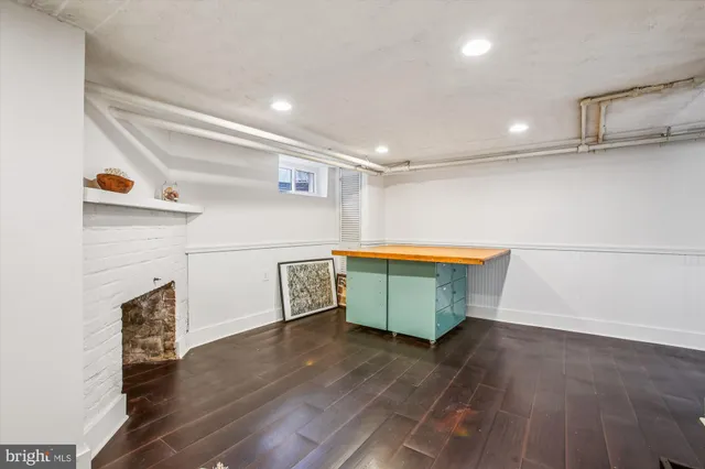 $1,399,000 | 911 Hillwood Avenue, Falls Church, VA 22042