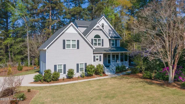 $445,000 | 680 Lakeside Dr S West, Aiken, SC 29803