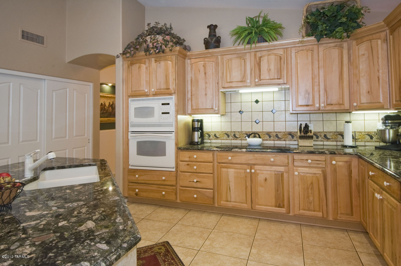 62397 East Northwood Road Tucson, AZ 85739 - Photo 10 of 34