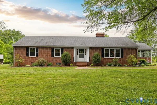 $399,900 | 836 Dobbins Bridge Road, Blackstone, VA 23824