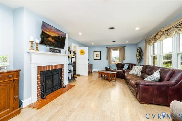 $399,900 | 836 Dobbins Bridge Road, Blackstone, VA 23824