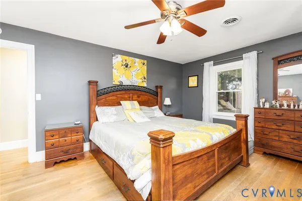 $399,900 | 836 Dobbins Bridge Road, Blackstone, VA 23824