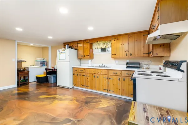 $399,900 | 836 Dobbins Bridge Road, Blackstone, VA 23824