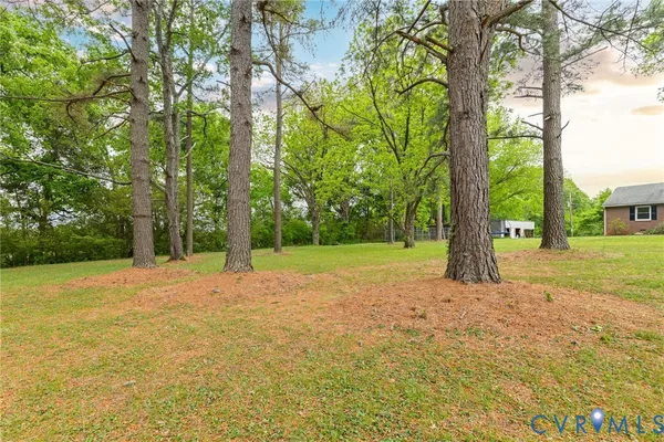 $399,900 | 836 Dobbins Bridge Road, Blackstone, VA 23824