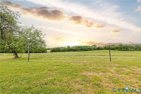 $399,900 | 836 Dobbins Bridge Road, Blackstone, VA 23824