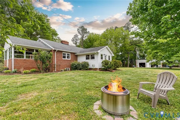 $399,900 | 836 Dobbins Bridge Road, Blackstone, VA 23824