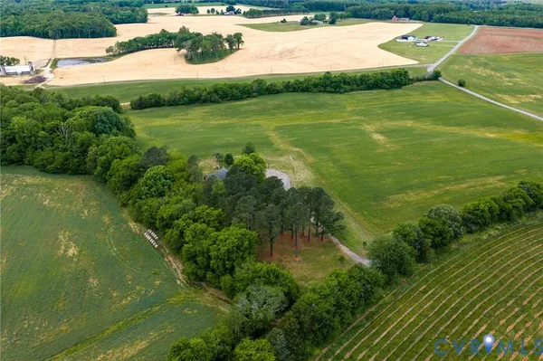 $399,900 | 836 Dobbins Bridge Road, Blackstone, VA 23824