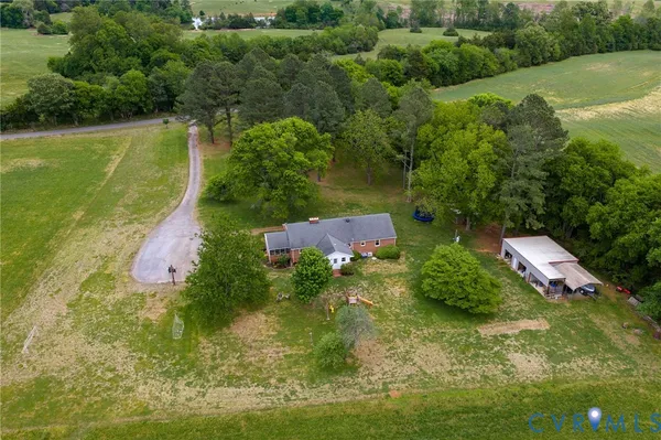$399,900 | 836 Dobbins Bridge Road, Blackstone, VA 23824