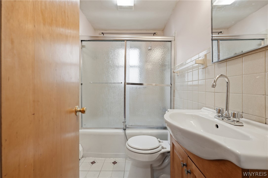 512 Huth Road Cheektowaga, NY 14225 - Photo 14 of 25