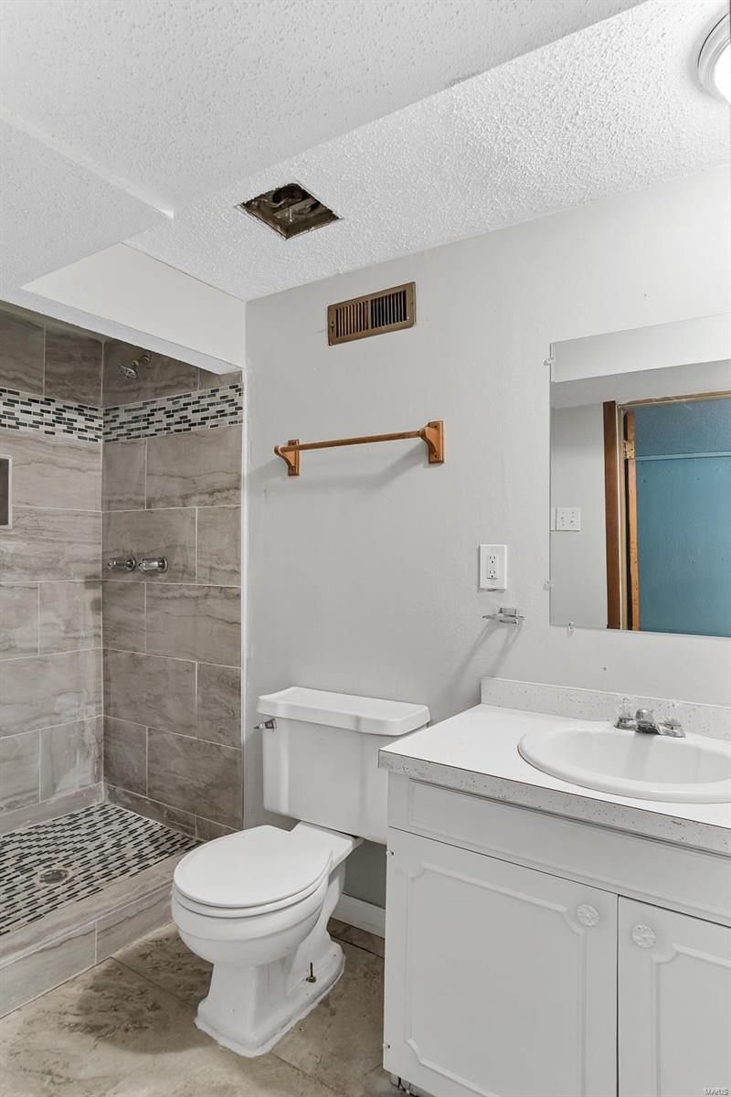 11801 Larimore Road St. Louis, MO 63138 - Photo 16 of 18