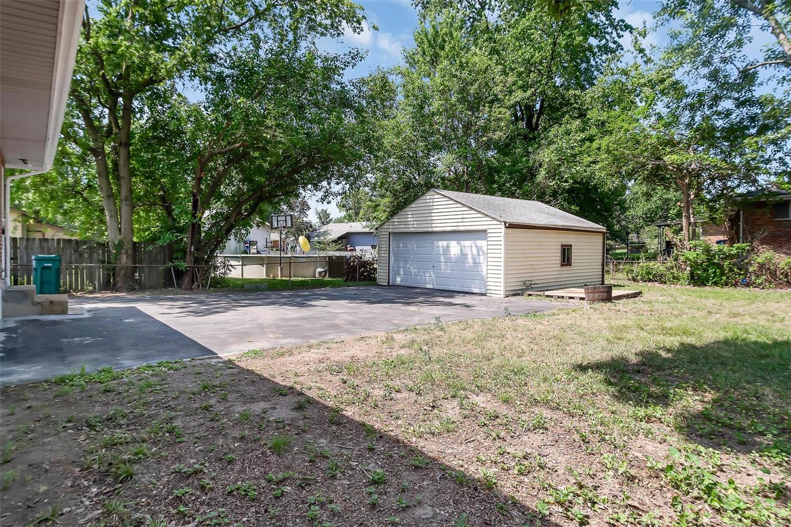 11801 Larimore Road St. Louis, MO 63138 - Photo 17 of 18