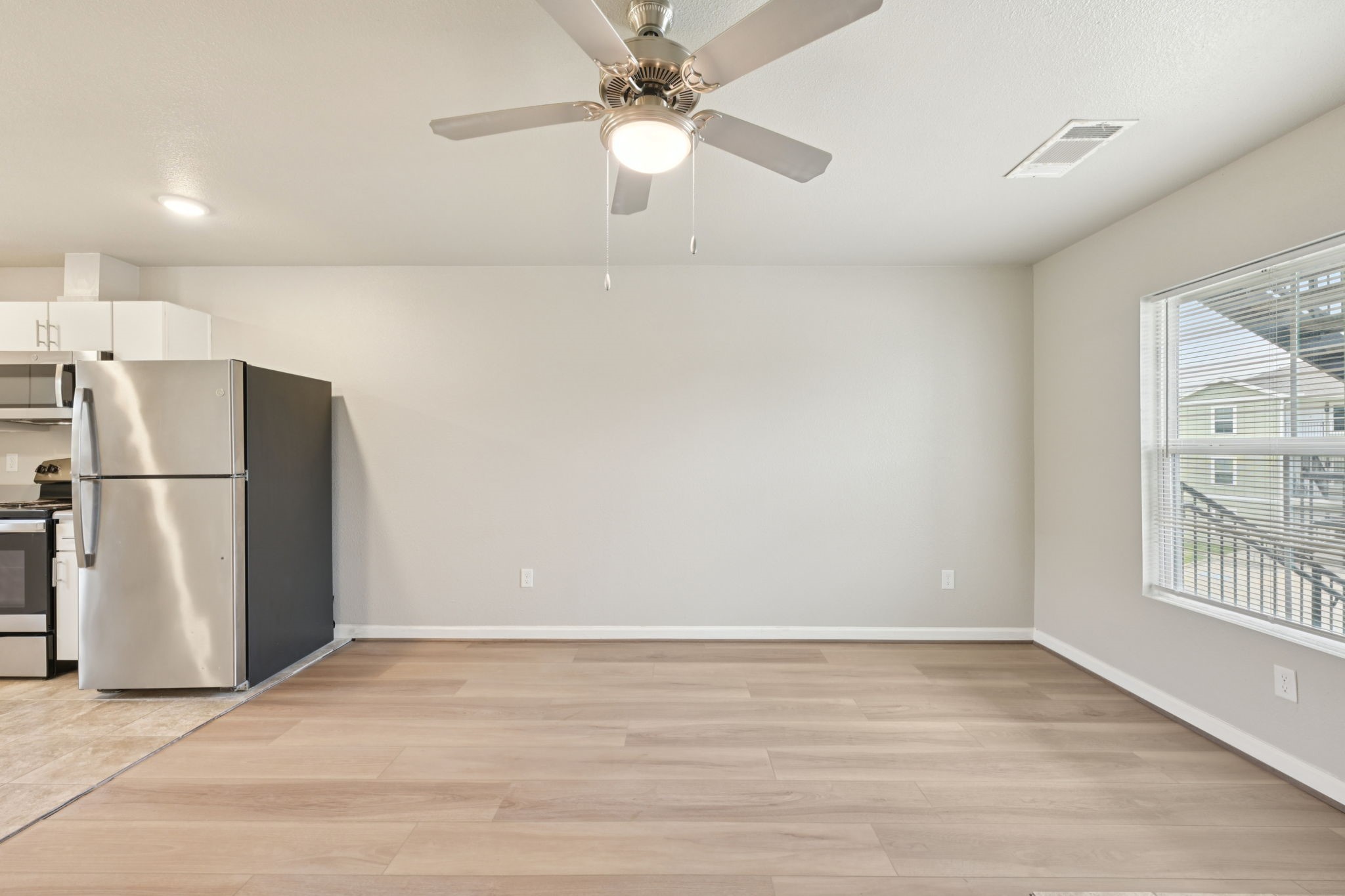 282 Plez Morgan, Unit A Montgomery, TX 77356 - Photo 8 of 46