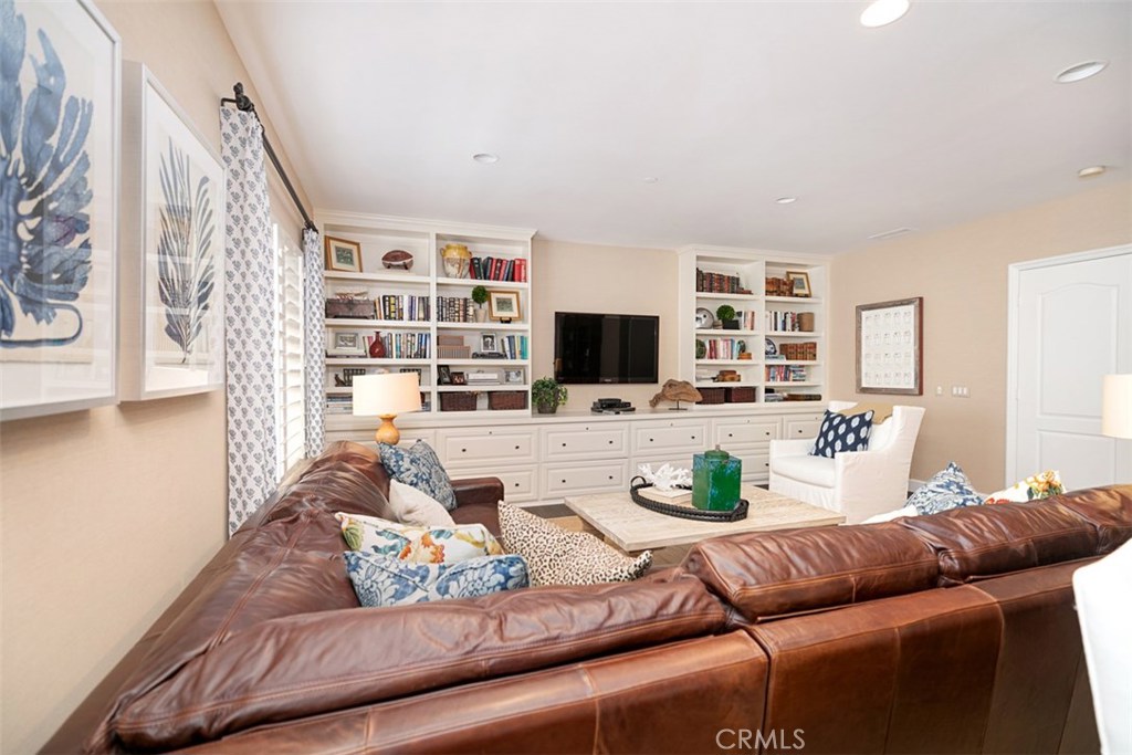 27 Via Monarca Street Dana Point, CA 92629 - Photo 32 of 62