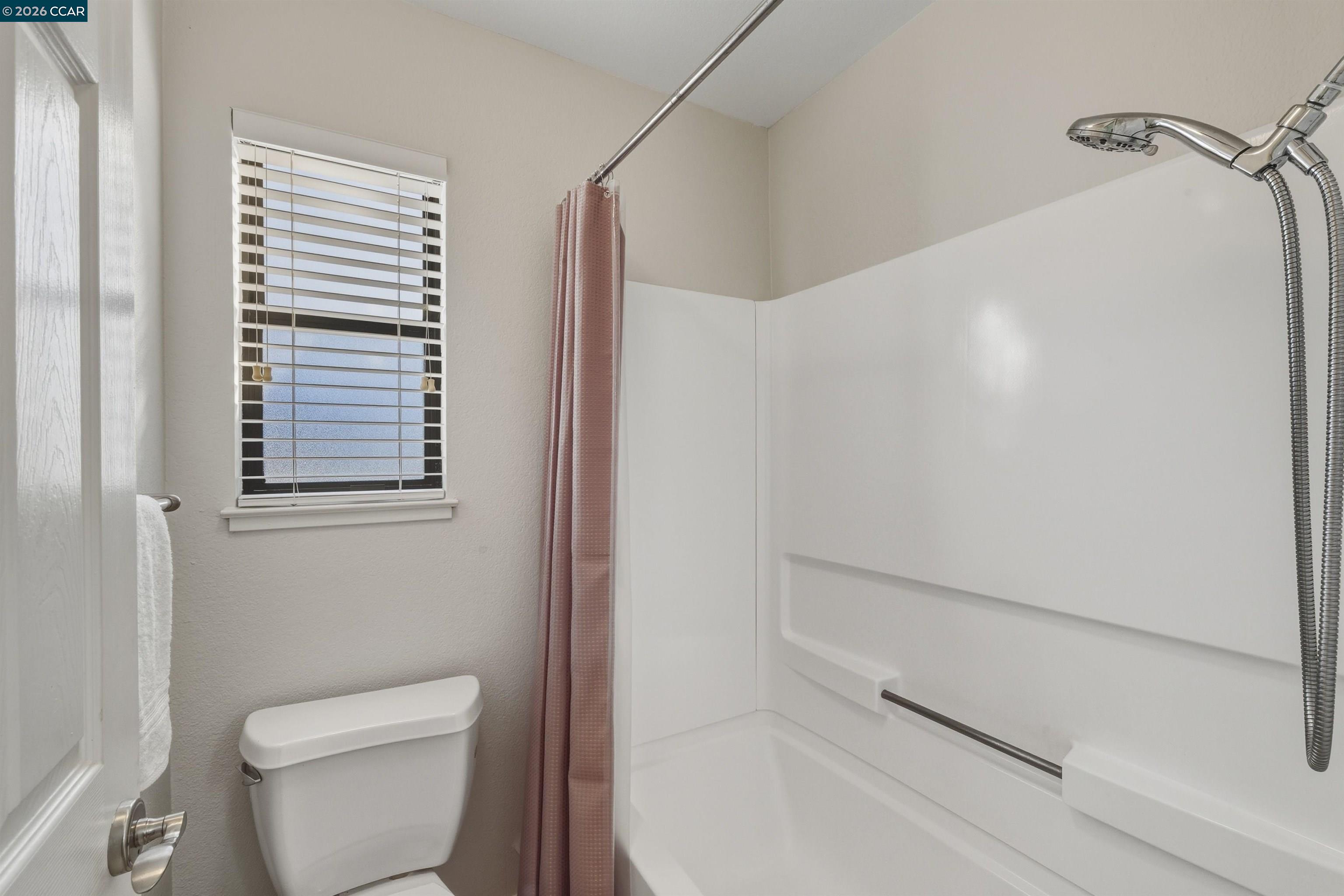 332 Eastridge Drive San Ramon, CA 94582 - Photo 25 of 41 a bathroom with a toilet and a shower