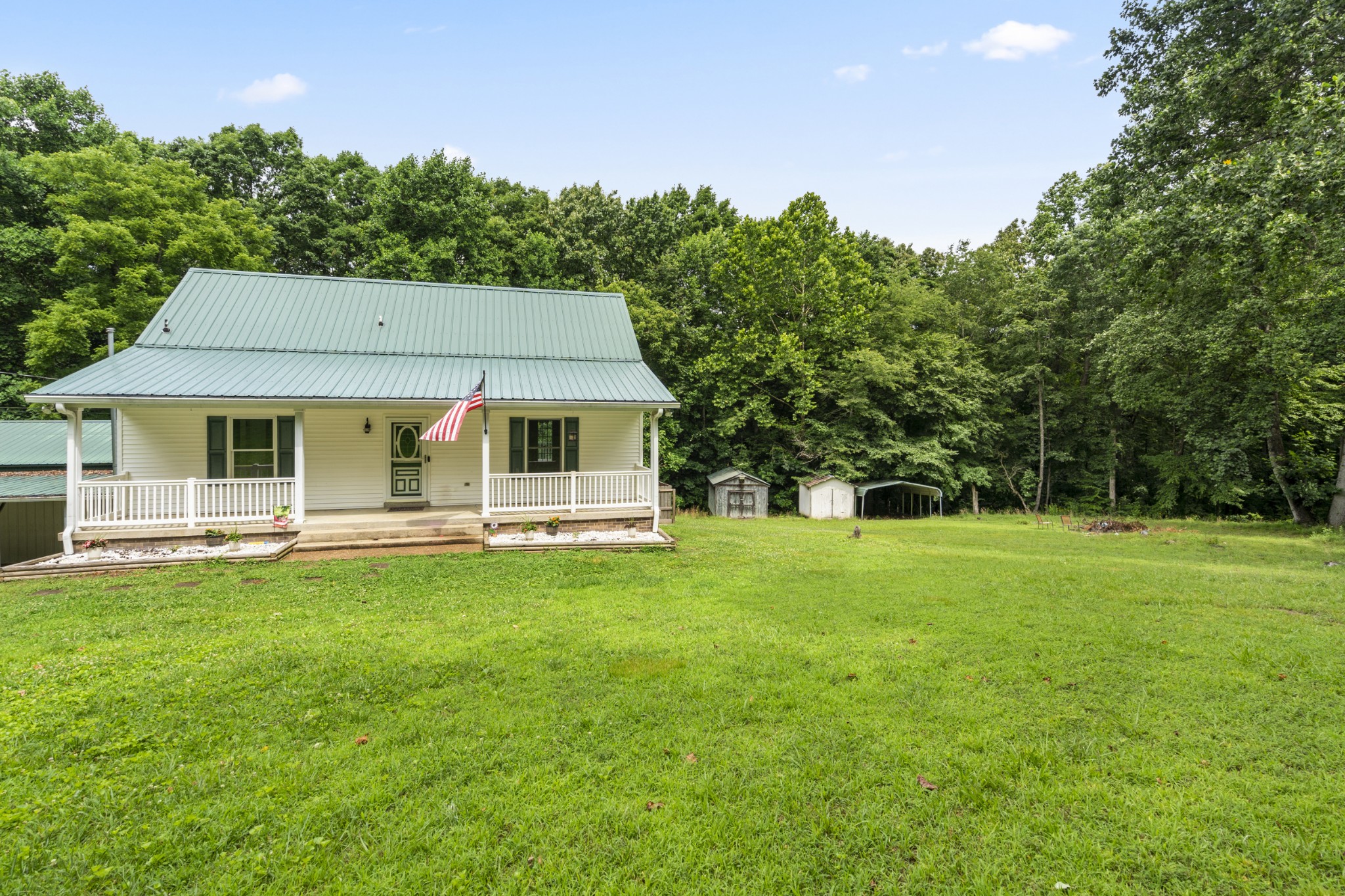 207 Robinson Road Dickson, TN 37055 - Photo 4 of 56